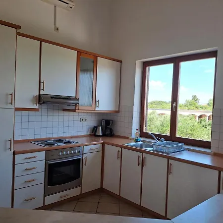 아파트 Pavlovic *