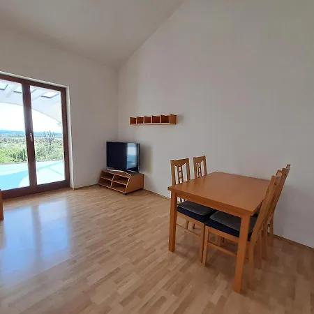 Pavlovic Apartment Ninski Stanovi