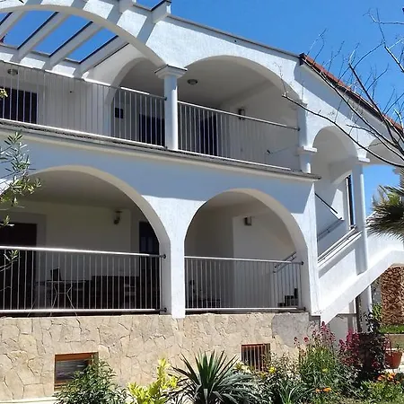 Pavlovic Ninski Stanovi